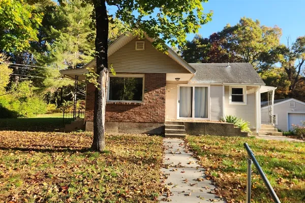 38 CRYSTAL RD