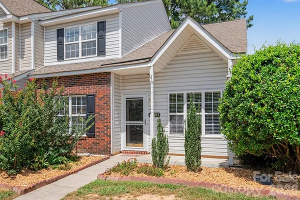 12683 BLUESTEM LN