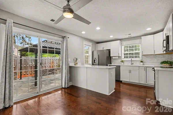 12683 BLUESTEM LN
