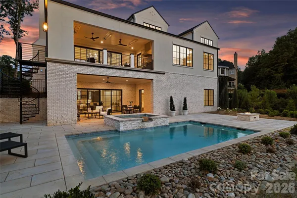 4816 KELLY WOODS LN