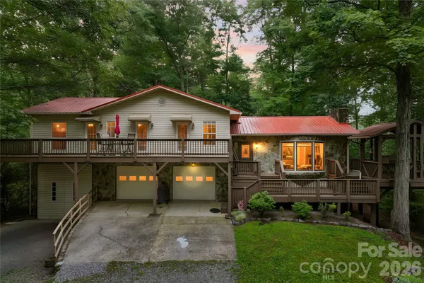 154 HONDAH BLVD