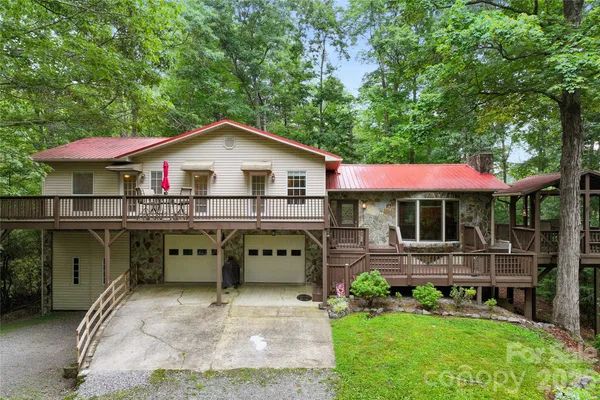 154 HONDAH BLVD