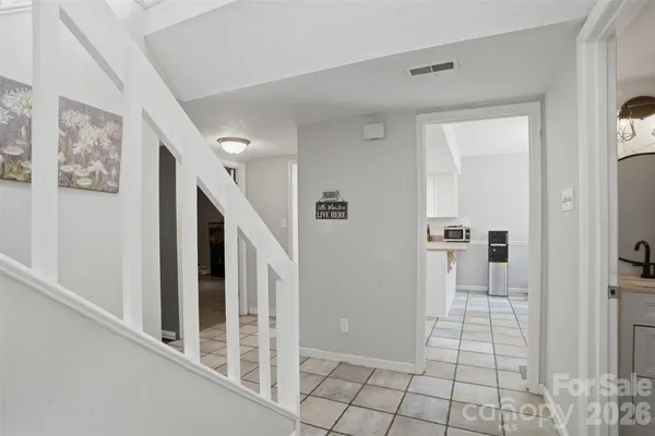 8338 CRICKET LAKE DR