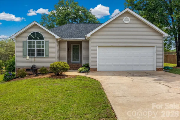 808 CHIPMEADOW LN