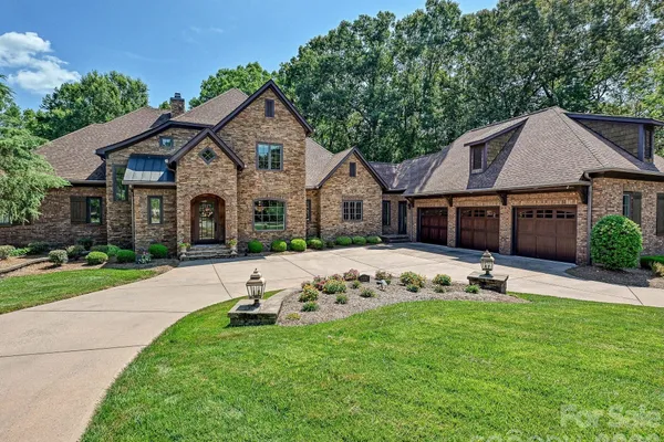 2320 BRAWINAL CT