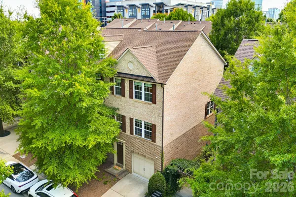 225 LINCOLN ST
