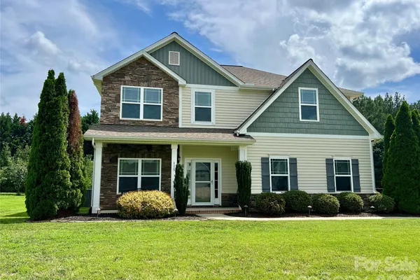 115 CHARLES FARM DR