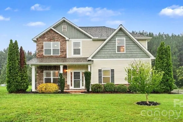115 CHARLES FARM DR