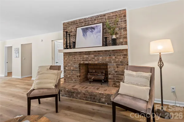 181 N BRITTON CREEK CT 108