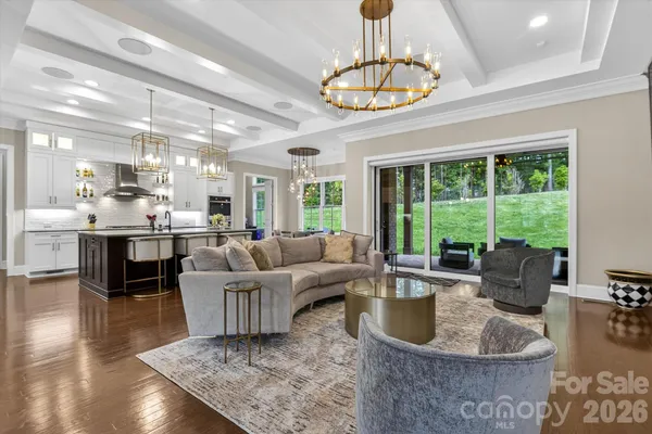 1115 SHELTON OAKS CT