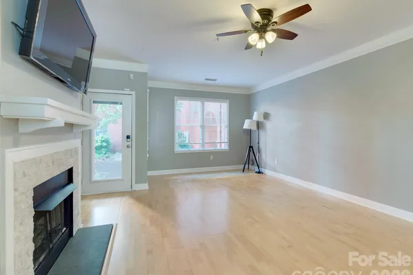 400 CLARICE AVE 175