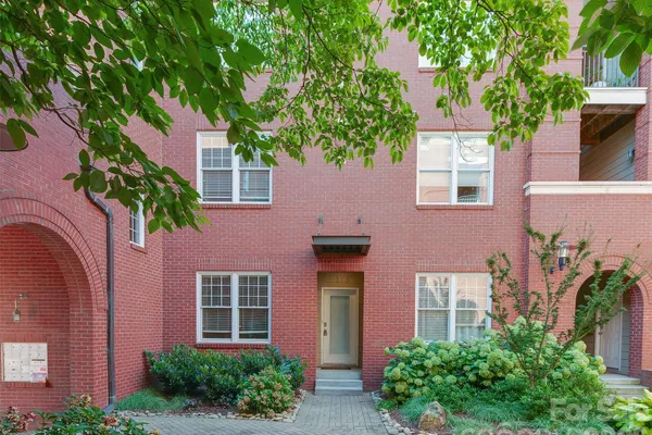 400 CLARICE AVE 175