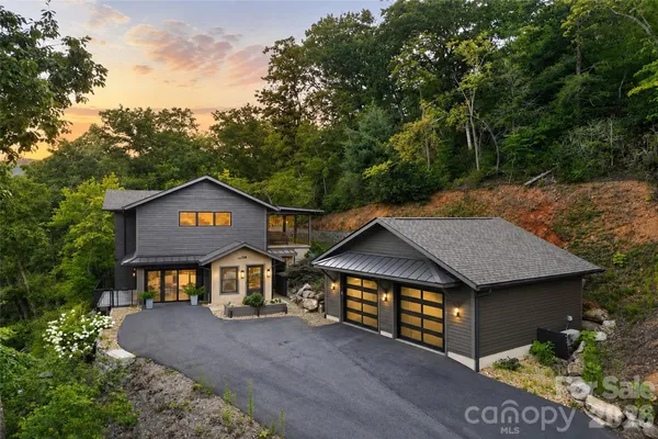 228 ALLEN MOUNTAIN DR