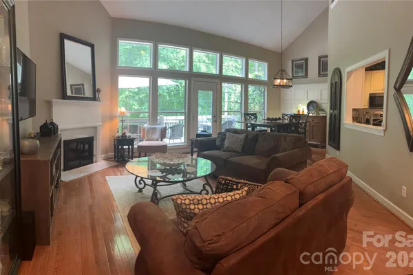 6116 ROBLEY TATE CT