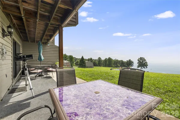 2881 WHITE OAK MOUNTAIN RD 1A