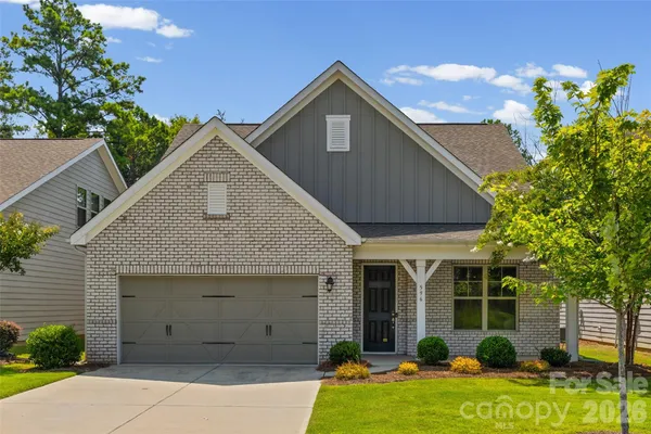 596 RUSTLEWOOD WAY 16