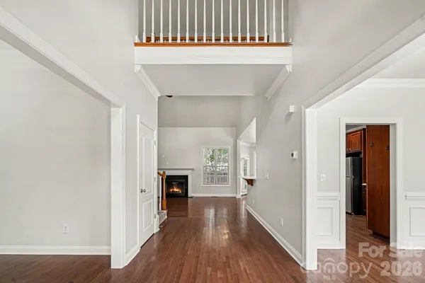229 EDENSHIRE CT