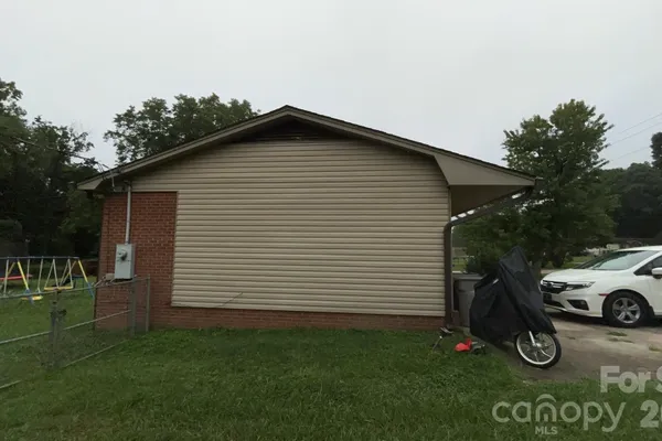 1429 EDGEWOOD RD