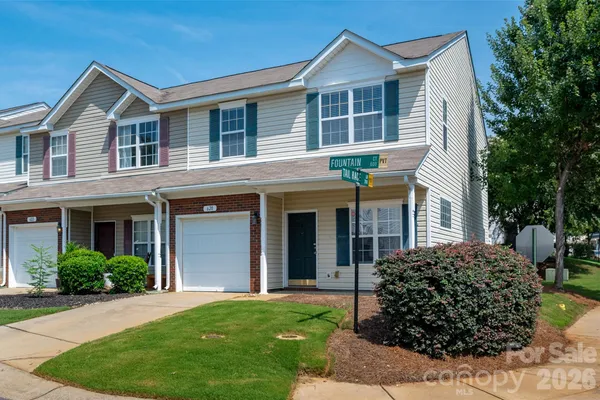 620 FOUNTAIN CT
