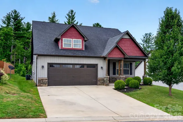 214 WATER LEAF DR
