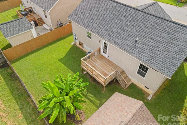 78 W NEWBERRY DR