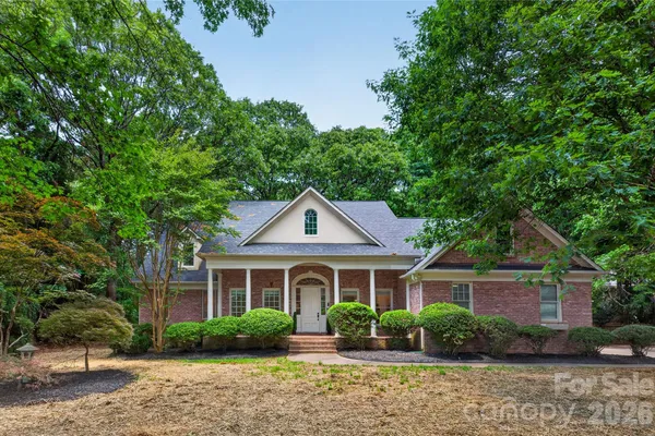 6424 ANTIOCH CT