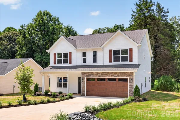 5226 HICKORY LN