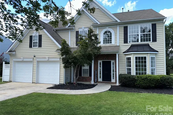 5867 CRIMSON OAK CT