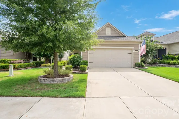 1018 KIRBY DR
