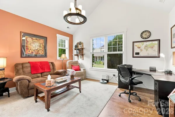 45 CREEKSIDE VIEW DR