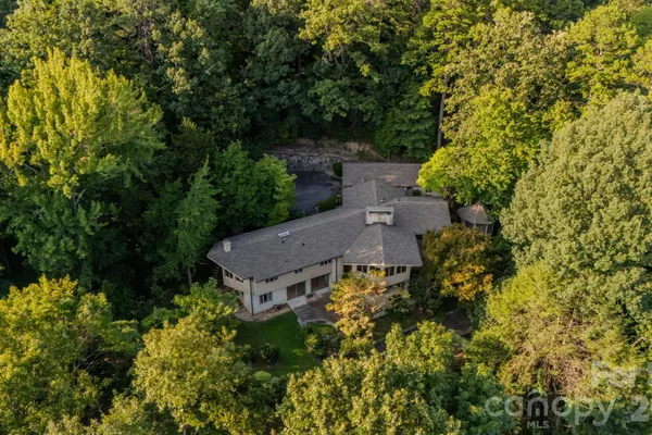 1225 HOGBACK MOUNTAIN RD