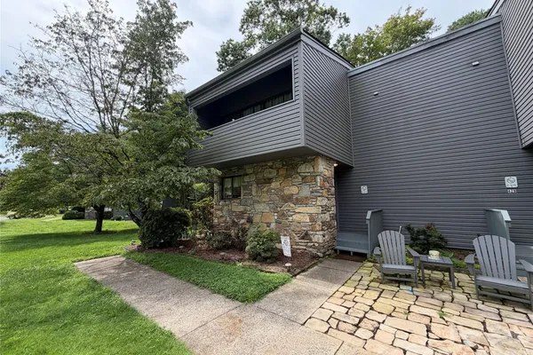 429 MOUNTAINS BLVD C101