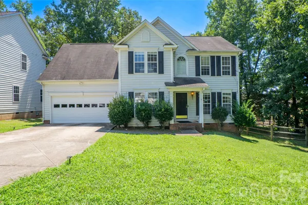 9902 MATTIE CT