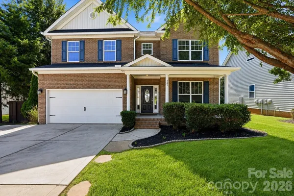347 WINDY PINE DR