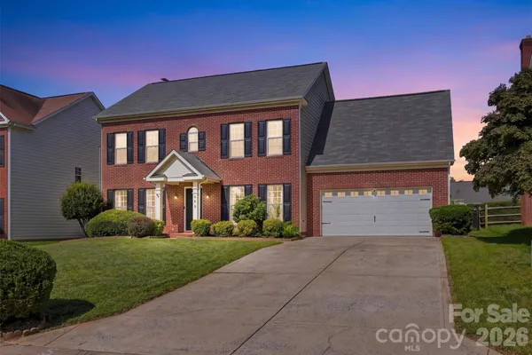 505 WHITEHEAD CT