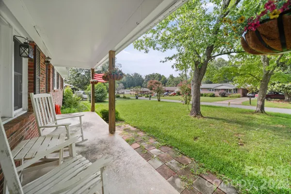 3502 MERRY OAKS LN