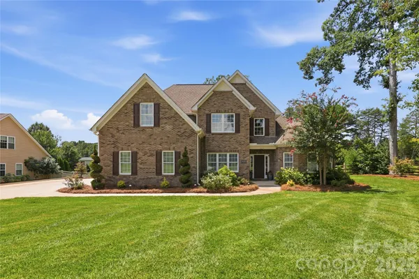 304 STUTTS RD 451