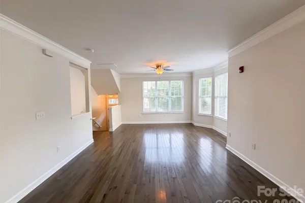 7129 FOUNDERS CLUB CT