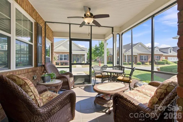 8310 GLACIER DR