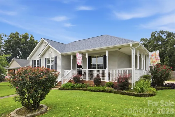 400 BROOKHOLLOW DR