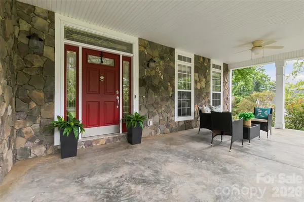 354 ROBINSON RD