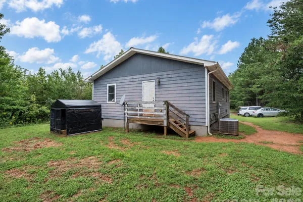 204 RICHARD RD
