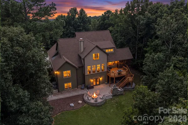 1903 MINERS CREEK DR