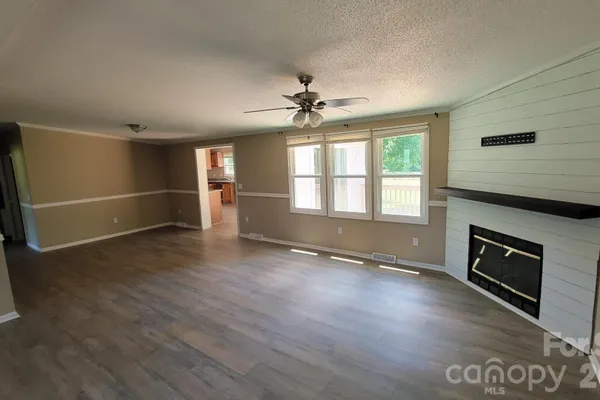 5401 CREEK RUN CT