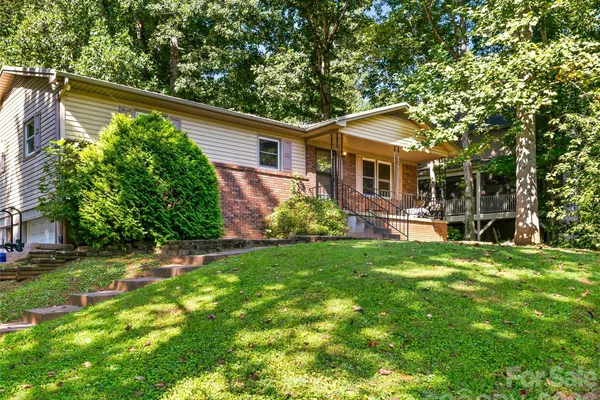 28 FAIRHAVEN CT