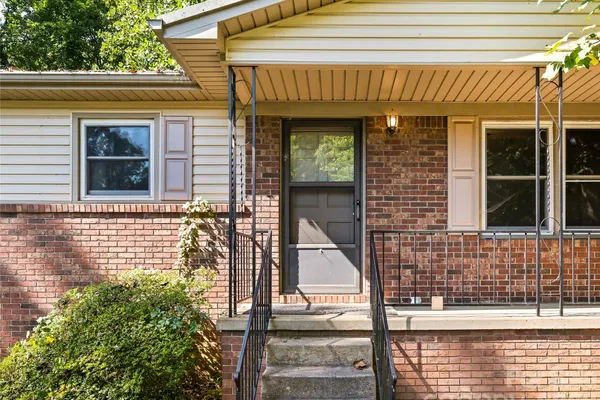 28 FAIRHAVEN CT