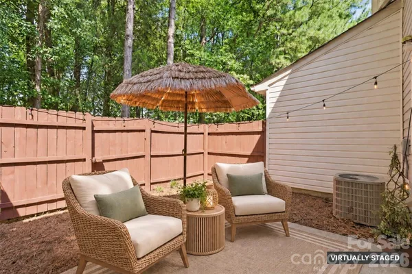 6766 CYPRESS TREE LN
