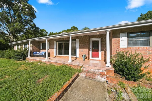 324 NORTHWOOD PARK