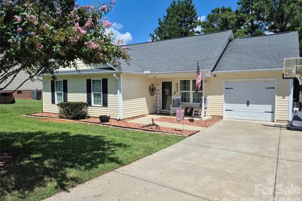 1637 RIVERVIEW RD