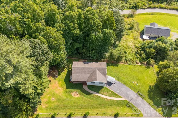 184 SCARLETT RIDGE DR